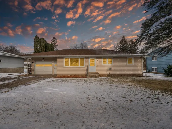 1120 15th St W, Hastings, MN 55033