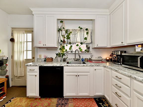 4th image of 4629 N Kenwood Ave