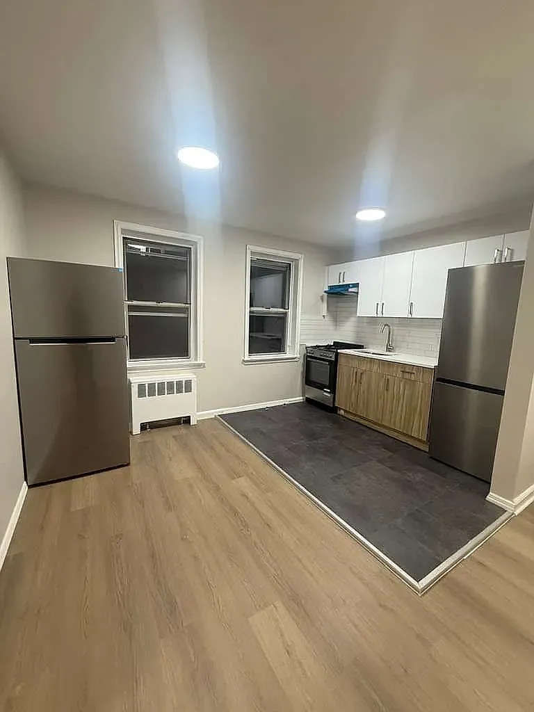 2 bed, 800 sqft, $1,849 — Photo 1