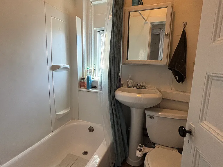 38 Jefferson St #3 — Photo 7