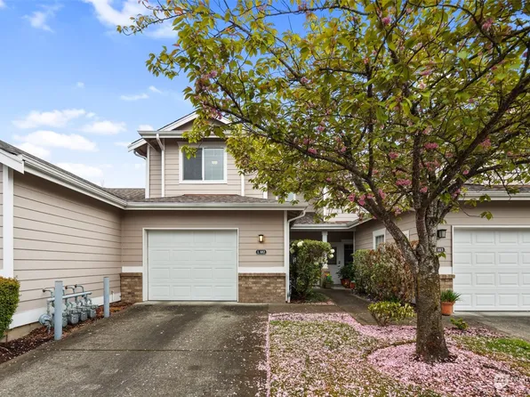10700 SE 260th Street #L102, Kent, WA 98030
