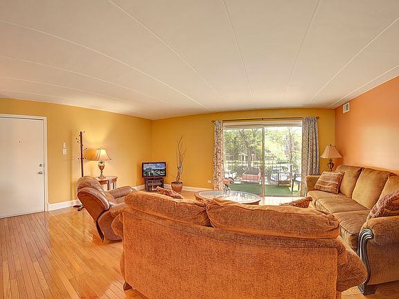 4th image of 10801 S Keating Ave APT 2SE