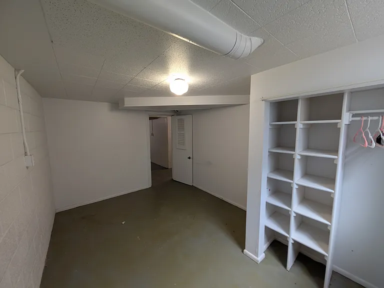 533 N Clarion Rd — Photo 29