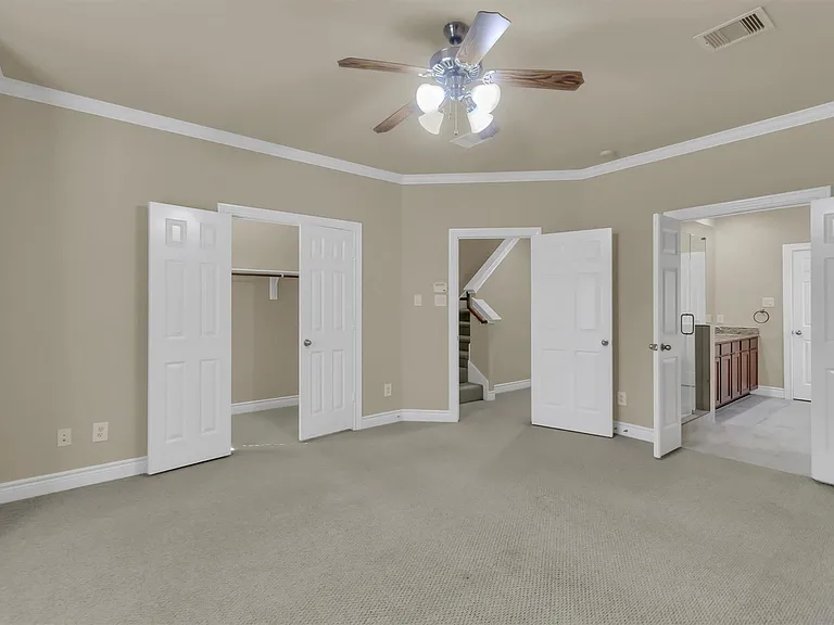9006 Lakes At 610 Dr — Photo 32
