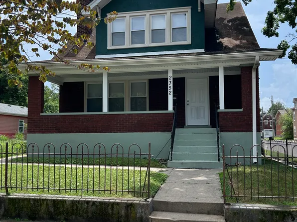 2352 W Madison St, Louisville, KY 40211