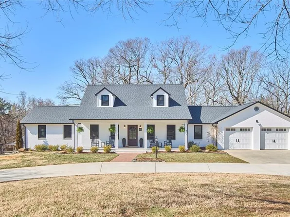 593 Hartman Rd, Winston Salem, NC 27127