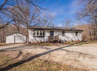W11930 State Road 35, Prescott, WI 54021