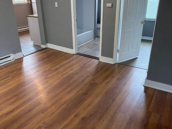 2nd image of 261 Livingston Ave #2