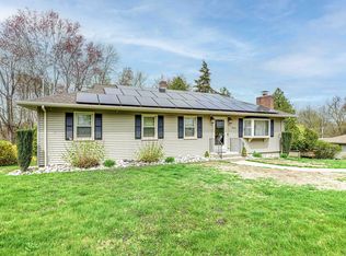 19 Applewood Dr, Meriden, CT 06450