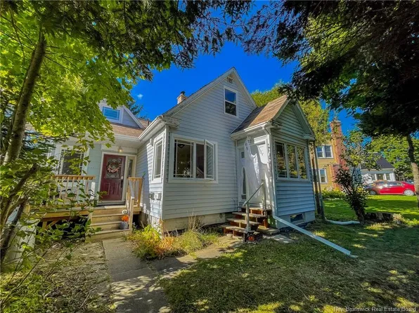 107 Fulton Ave Unit A-b, Fredericton, NB E3A 1Z1