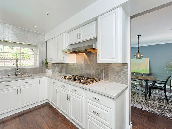 5th image of 2832 Nichols Canyon Pl