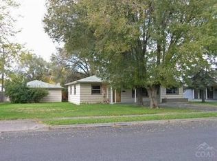 917 SW 13th St, Redmond, OR 97756