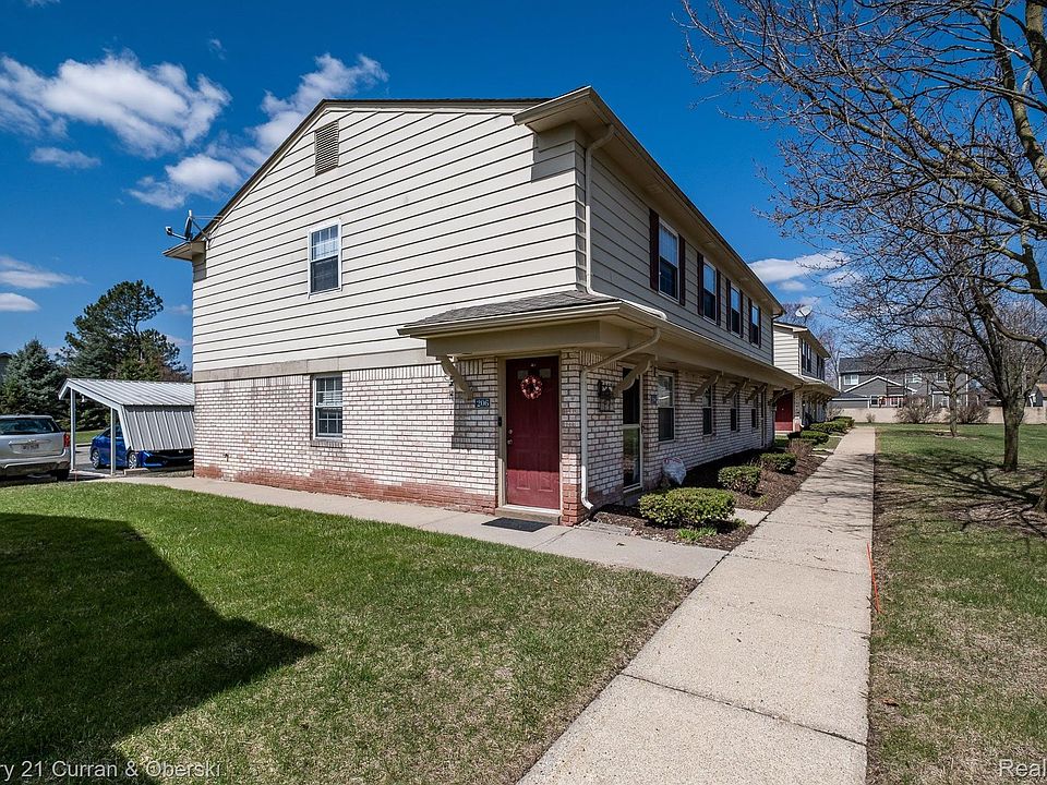 1st image of 206 Princeton Dr