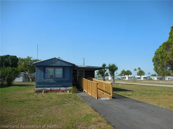 1219 W Hall St, Avon Park, FL 33825
