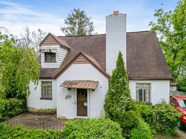 44 Rosalind Ct, Huntington, WV 25705