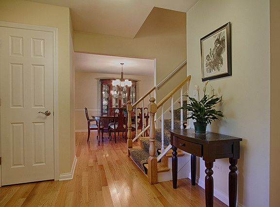3rd image of 1222 Parliament Ct