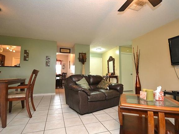 3rd image of 708 Midiron Ln