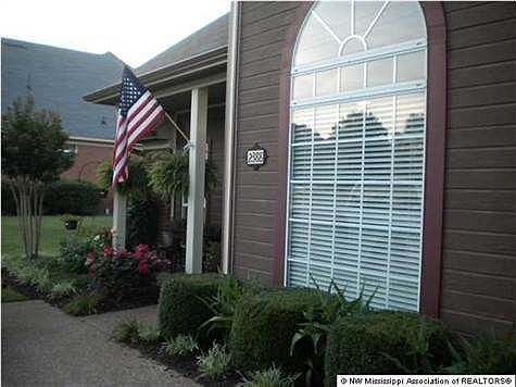 4th image of 2388 Greencliff Dr