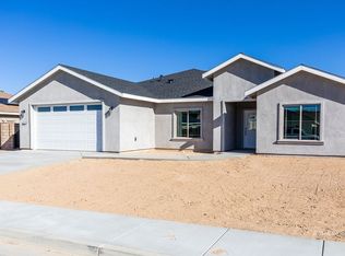 332 Thomas St, Ridgecrest, CA 93555