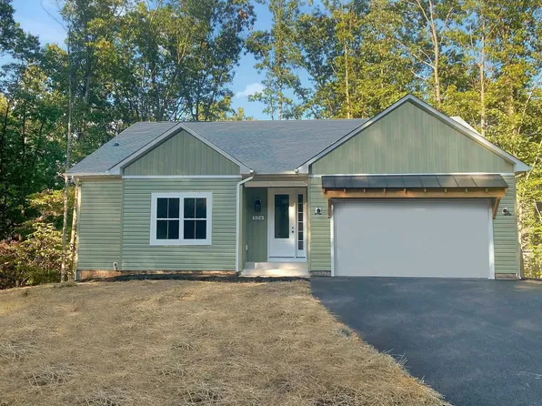 306 Dogwood Dr, Cross Junction, VA 22625