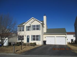 9 Cobblestone Ln, Troy, NY 12180