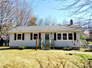 20 Pamela Dr, Winthrop, ME 04364
