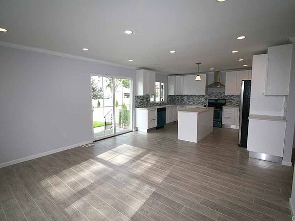 4th image of 41A Mohegan Ave
