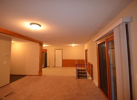 3rd image of 9741 Juniper Ct N