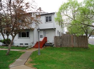 3427 Highlander Dr, Eagan, MN 55122