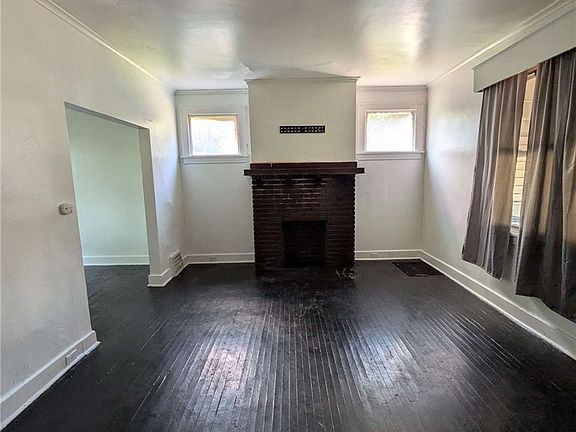 4th image of 1813 Converse St