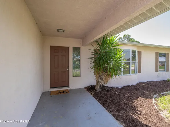 1026 Autumn Pines Dr, Rockledge, FL 32955