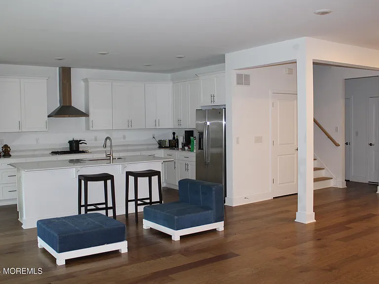 139 Woolley Ct — Photo 13