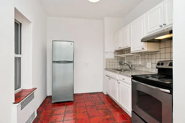 Rented by Keller Williams NYC | media 15