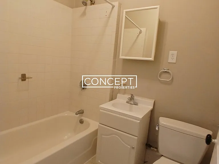 76 Sewall Ave #1 — Photo 5
