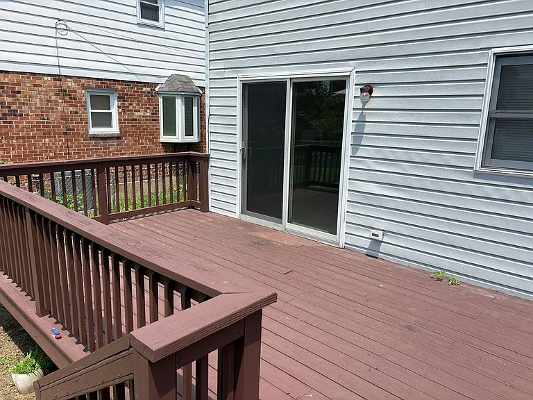 220 Harding Ave — Photo 9