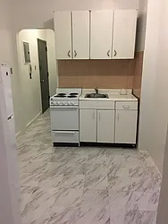 Rented by Keith Stuart Sprague Inc