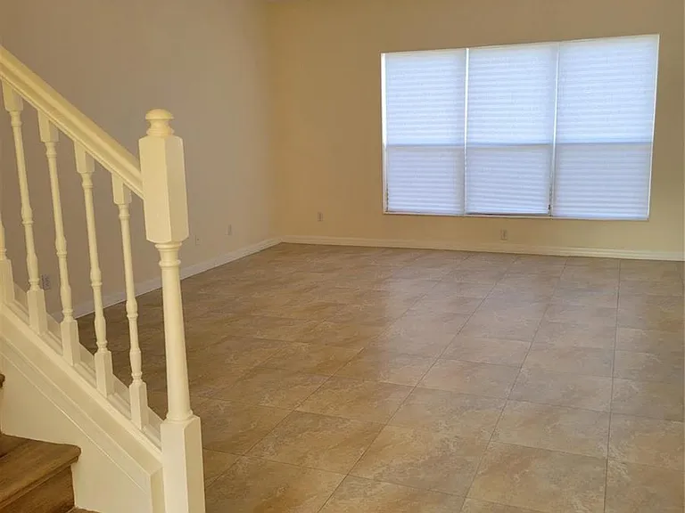 8448 Adele Rd — Photo 4
