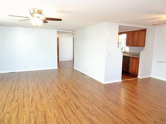 3rd image of 834 Forest Lake Dr
