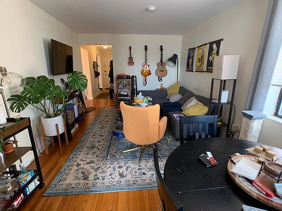 4th image of 55 Longwood Ave #1