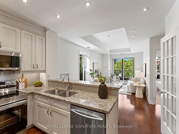 3rd image of 21 Burkebrook Pl #337