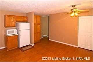 3rd image of 845 Keeling Ave NE