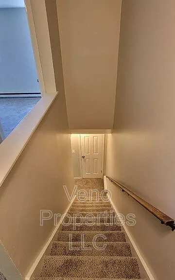 40 McIntyre St #B2 — Photo 15