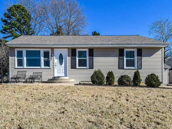 510 Hanna Rd, Ballwin, MO 63021