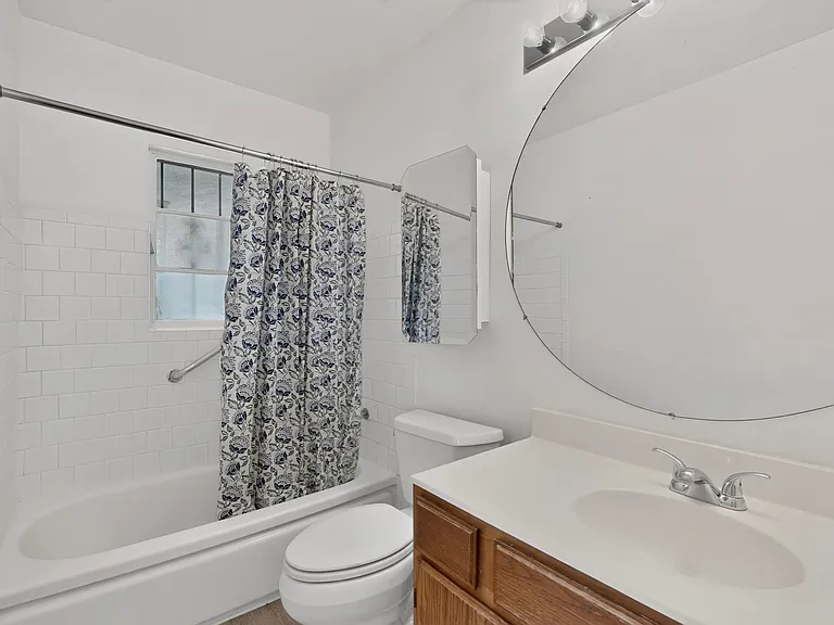 8715 Menaul Blvd NE — Photo 20
