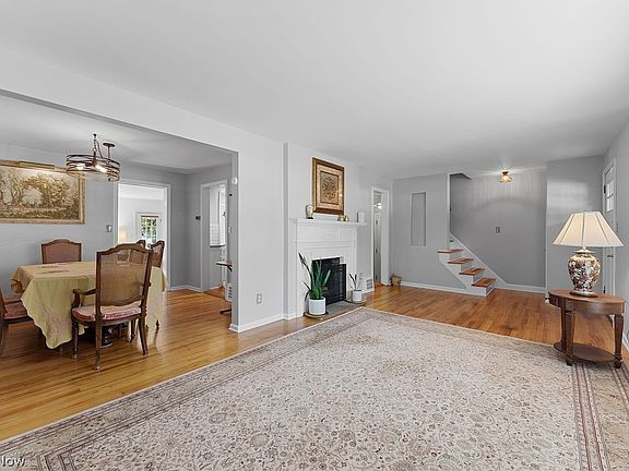 5th image of 5268 Edenhurst Rd