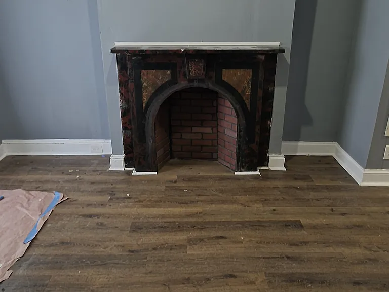 1004 Appleton St — Photo 2