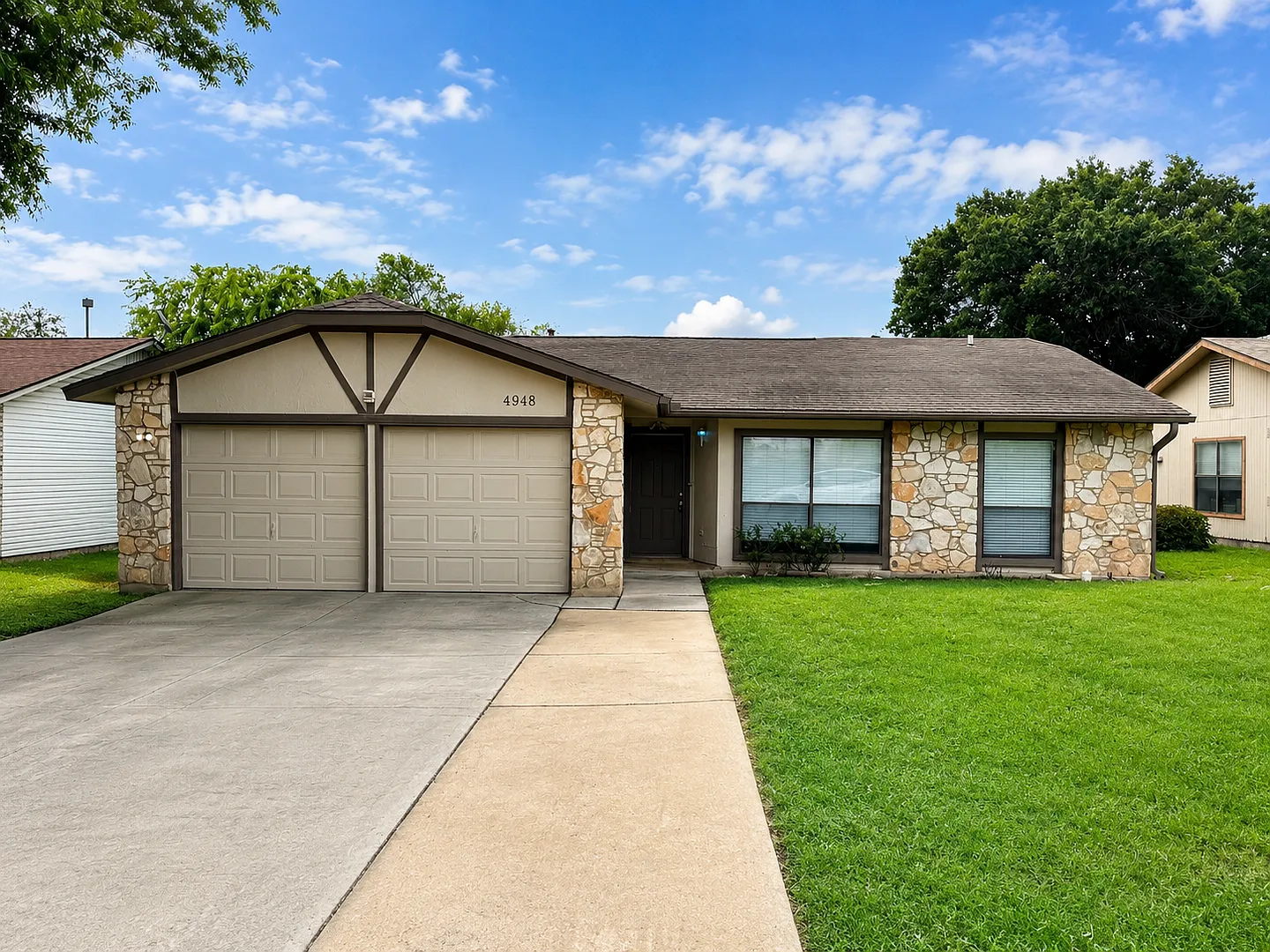 Nice 3 Br 2 Bath In Neisd Easy Access To Ft. Sam, Randolph Afb, & Forum Shopping — Photo 1