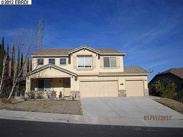 2nd image of 2428 Cambridge Dr