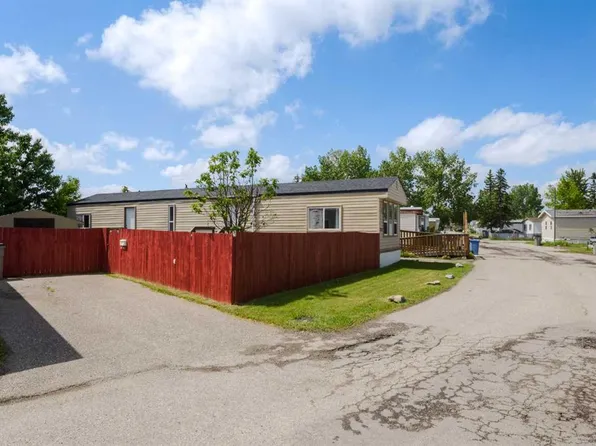 6220 17th Ave SE #235, Calgary, AB T2A 7H4