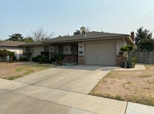 3806 N Atlas Way, Fresno, CA 93705